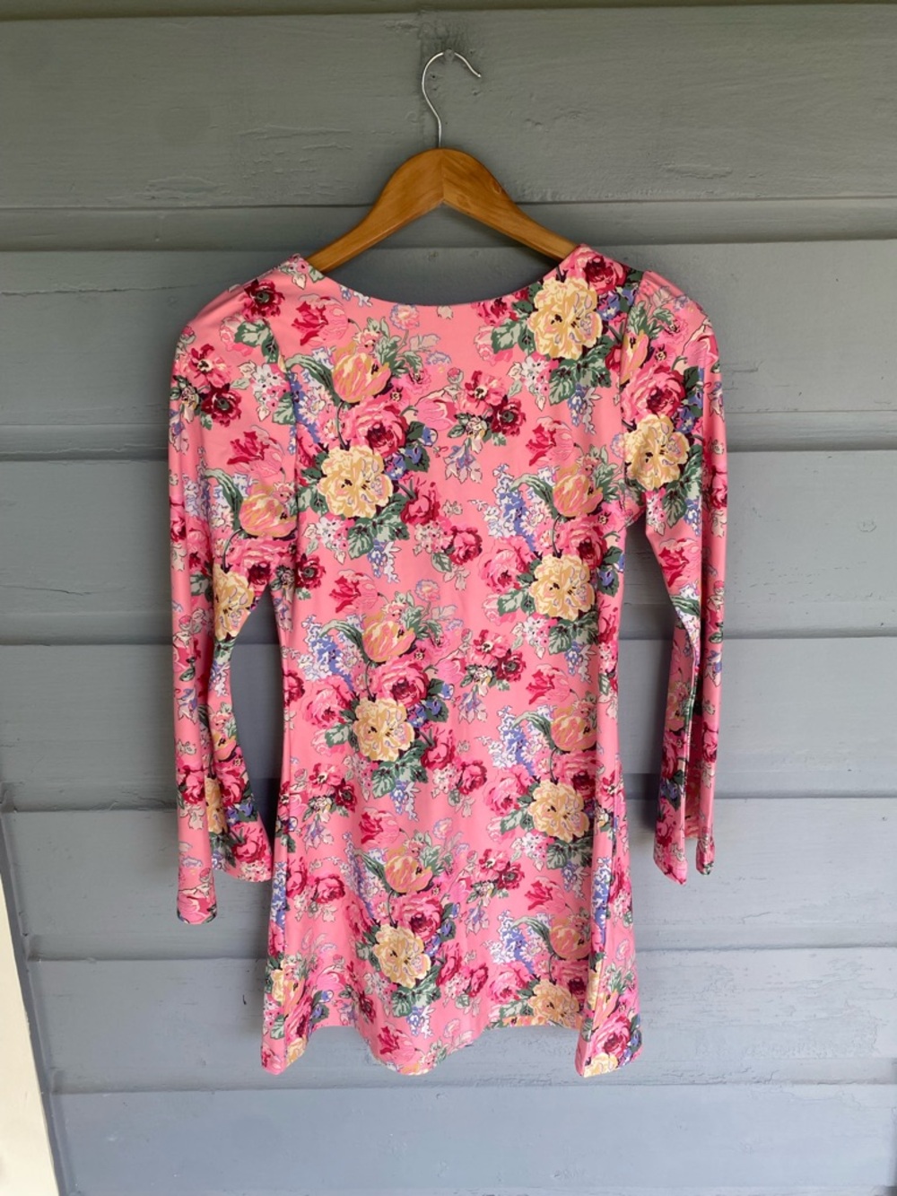 Smith & Quinn Floral Mini Dress
BNWT
XS